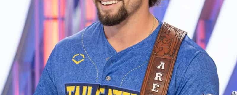 Jayson Arendt, country singer and former UNCW Baseball Player, on American Idol